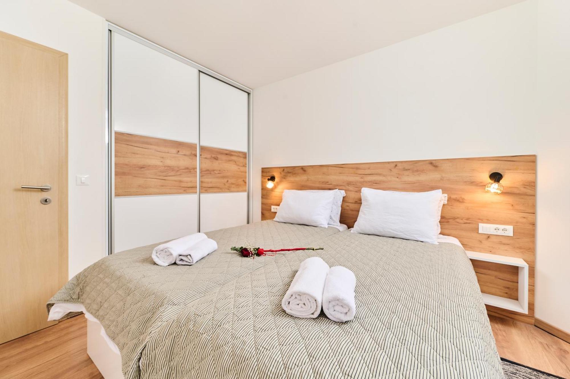 Apartma Morje Savudrija Luaran gambar
