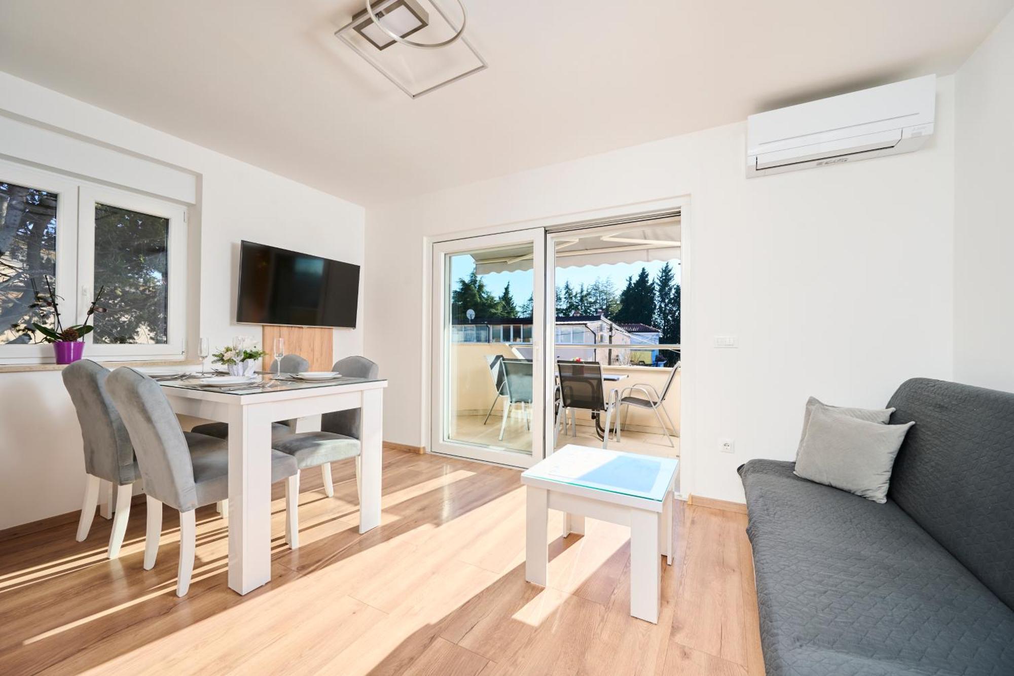 Apartma Morje Savudrija Luaran gambar